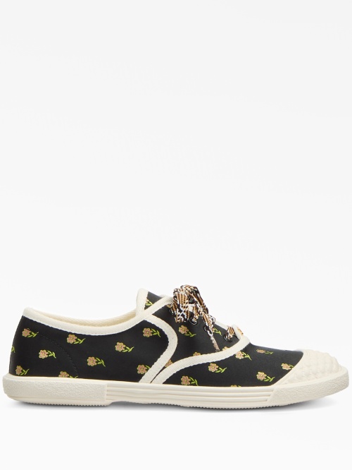 Bay By Bay trainers 