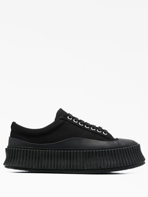 Low-top lace-up sneakers