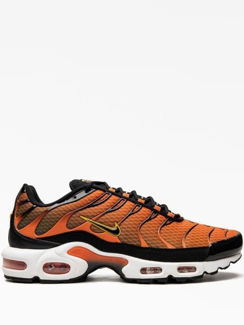 Air Max Plus Safety Orange University Gold Nike Dropp Market. 250 Leam Farfetch Tessabit MyTheresa