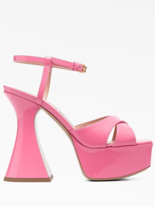 Patent leather platform sandals 