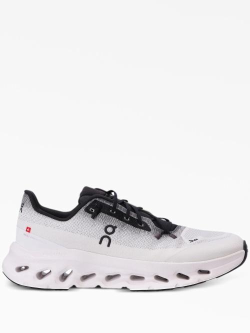 Cloudtilt running shoes