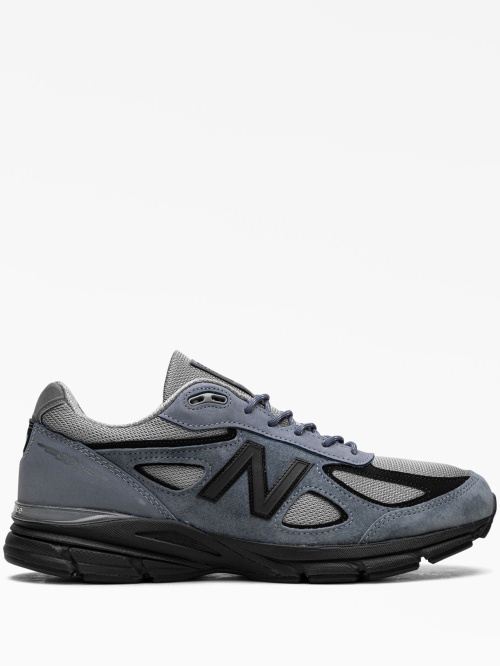 Кроссовки на шнуровке 990