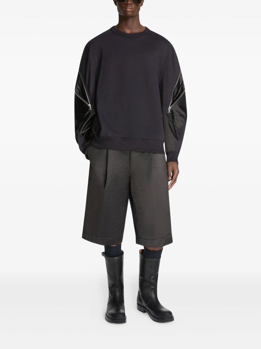 Свитшот с молнией на шее