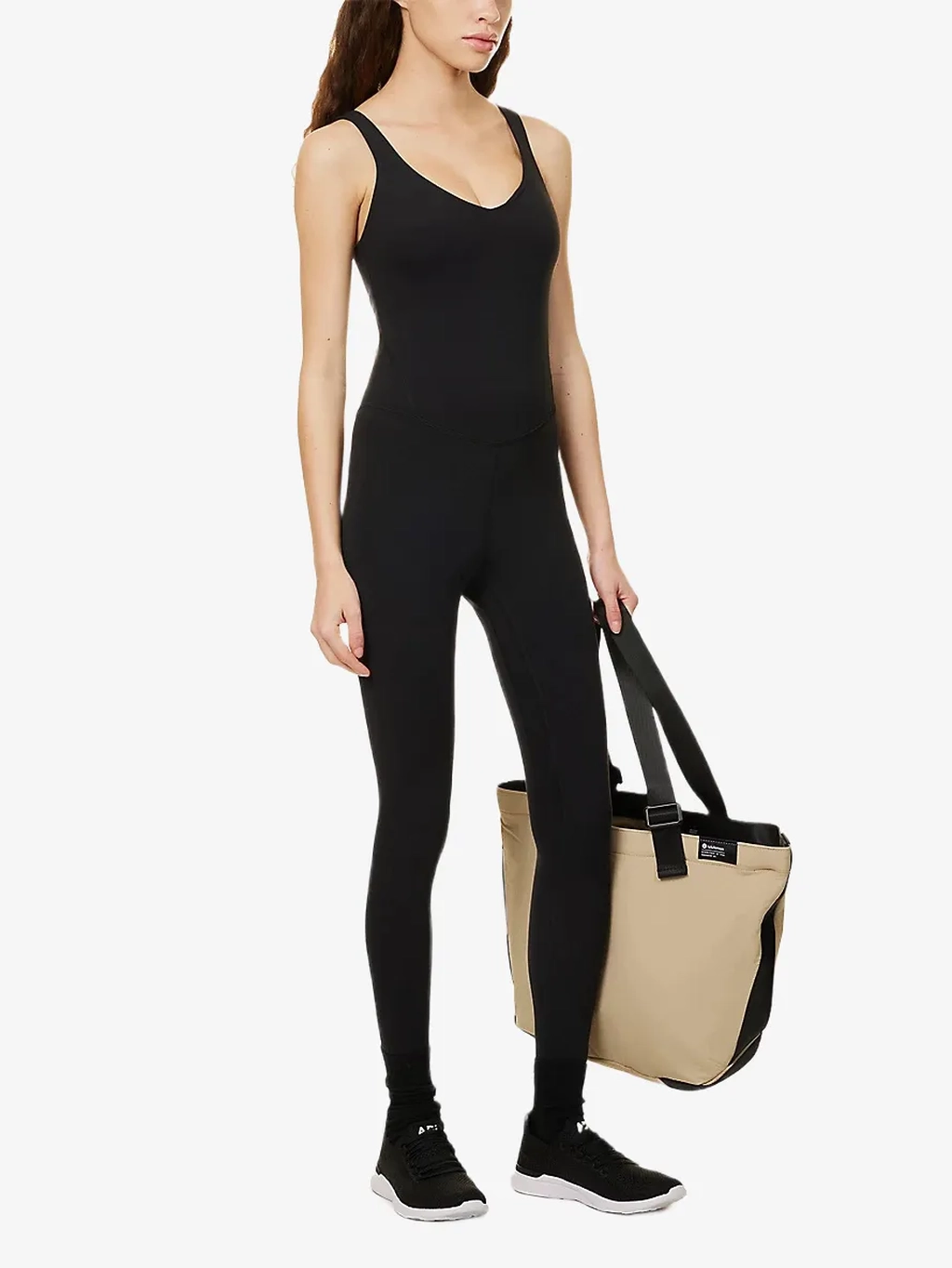 Обтягивающий трикотажный комбинезон