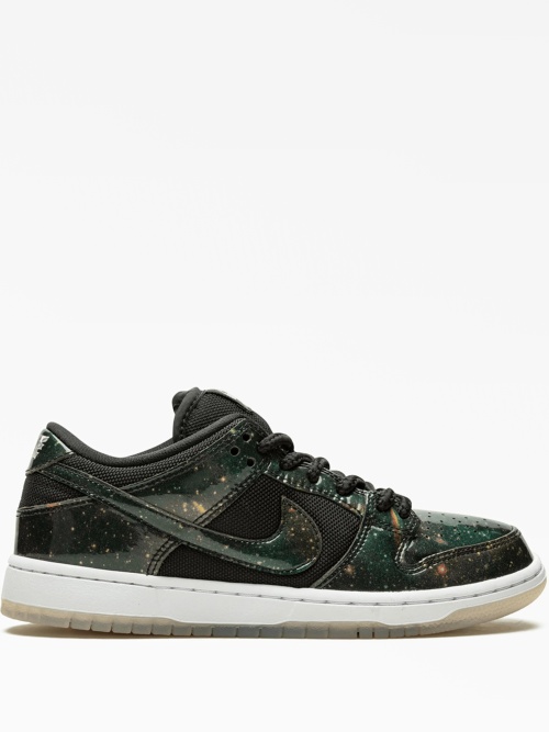 galaxy dunk low
