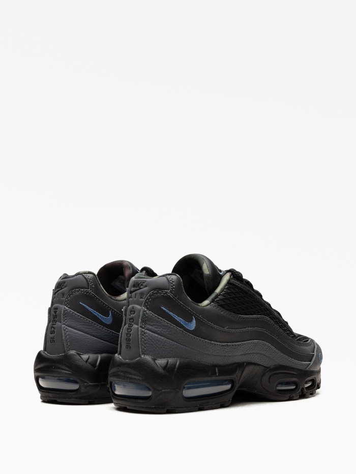 Air Max 95 Corteiz Gridiron sneakers Nike Dropp Market. 250 Leam Farfetch Tessabit MyTheresa