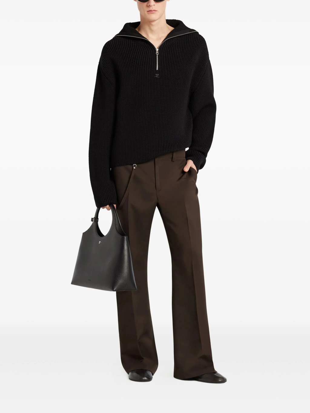 Черный шерстяной свитер с молнией до середины и рубчатой вязкой