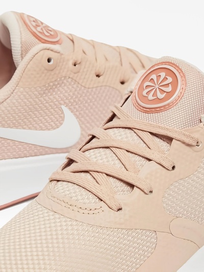 nike training city rep trainers in pink