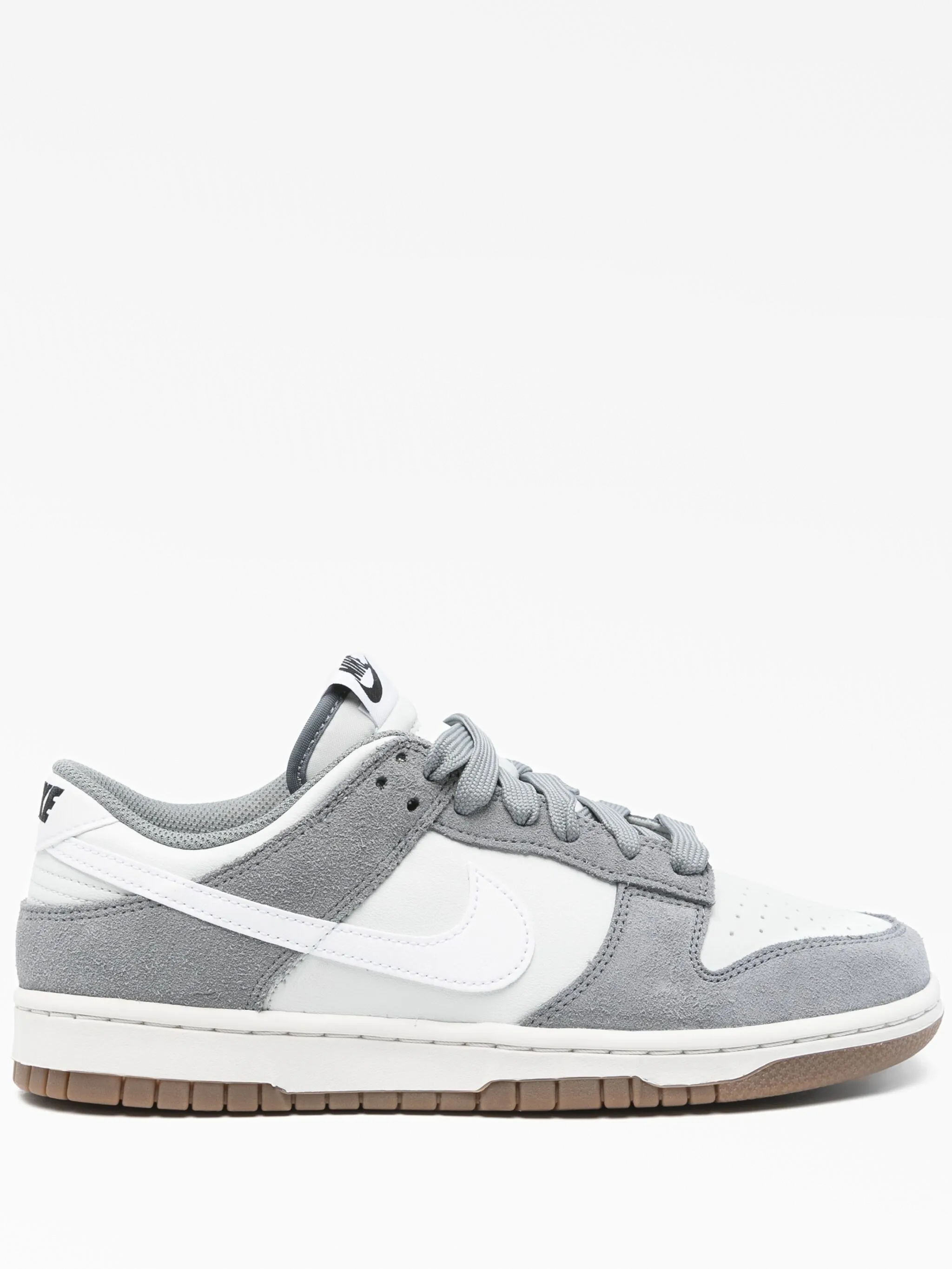 Кроссовки Nike Dunk Low серого и белого цвета